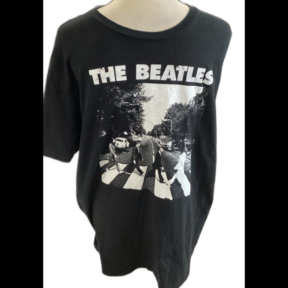 The Beatles T-Shirt Men’s Size L Black Abbey Road Graphic 100% Cotton